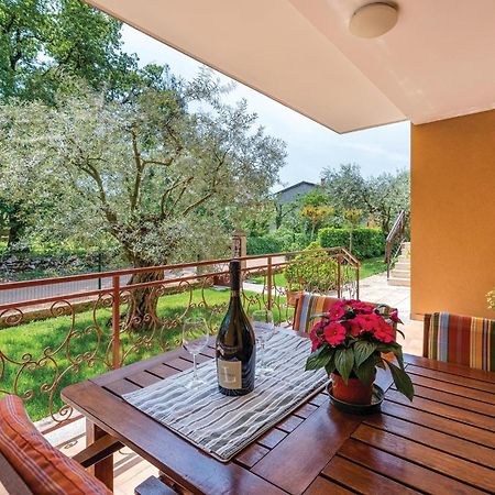 Stunning Apartment In Umag With Wifi Exterior foto